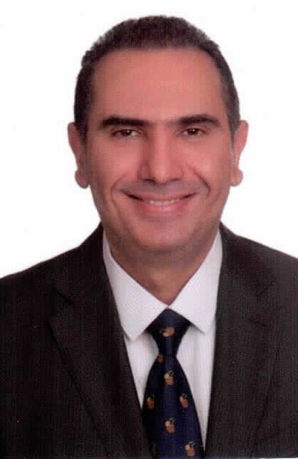 صورة مكرم محمد احمد عميرة
