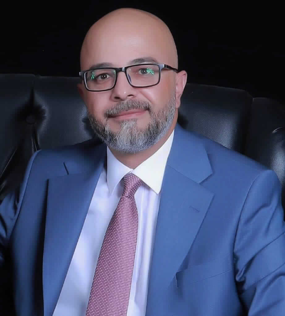 صورة كمال عزمي عبدالمحسن فنونة