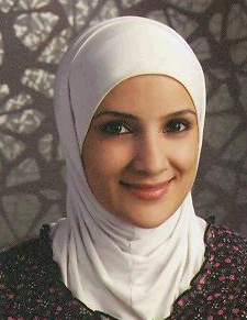 صورة فاتن علي عبدالله اللوزي