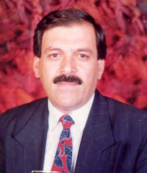 صورة عادل شكري كريم العزايزة