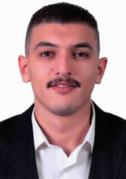 صورة صقر يوسف محمود الصقور