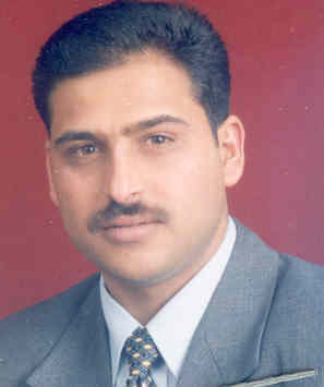 صورة يوسف عاطف حسين الصمادي