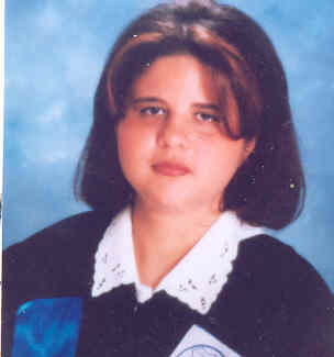 صورة منى نقولا نصر خوري